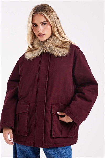 Парка с воротником из искусственного меха артикул 147828321