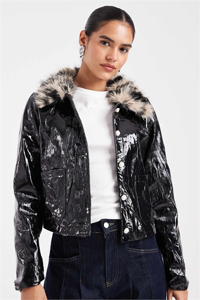 Куртка из гофрированного полиуретана с воротником из искусственного меха леопарда артикул 151557721
