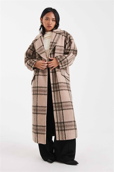 ASOS DESIGN Petite — формальное пальто с матовой поверхностью и каменным узором в клетку артикул 148785665