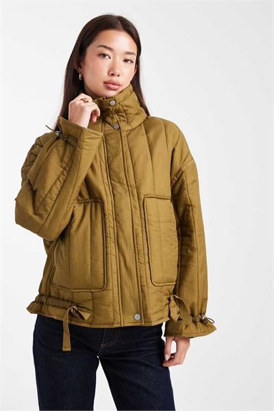 Пальто с застежкой-пуговицей и стеганым воротником-воронкой, оливкового цвета артикул 148658799