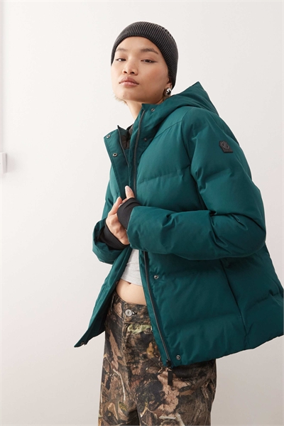 Доверенная водонепроницаемая куртка зеленого цвета артикул 150277781