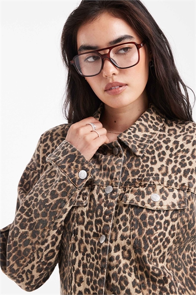 Джинсовая куртка оверсайз с эффектом вымытого леопардового принта артикул 144210750