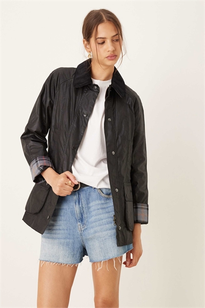 Вощеная куртка Beadnell черного цвета артикул 127658597