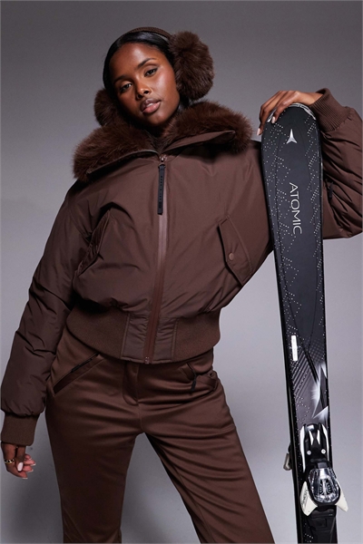 ASOS 4505 Укороченная куртка-бомбер в лыжном стиле с воротником из искусственного меха артикул 144206039