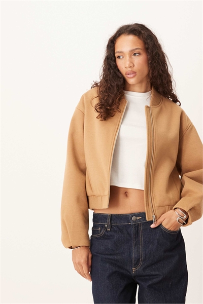 Тяжелая текстурированная бомбер-куртка цвета верблюжьей шерсти артикул 143701913