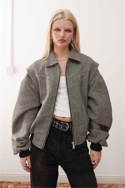 Эксклюзивная бомбер-куртка Vista с контрастной строчкой из твида цвета пепельного дерева артикул 150775572