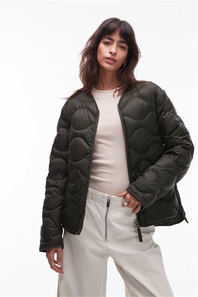 Стеганая куртка с застежкой-молнией спереди артикул 149244925