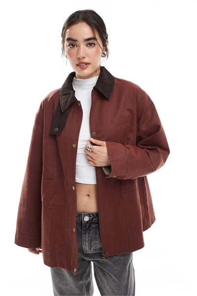 Куртка с затягивающейся талией и воротником контрастного цвета артикул 142042961