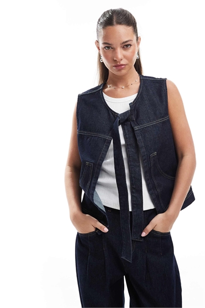 Жилет из денима с завязками спереди артикул 144018321