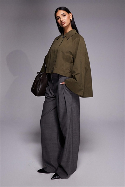 Куртка-барн с рукавами «летучая мышь» артикул 154689656