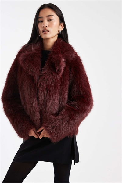 Короткая куртка из искусственного меха артикул 151341203