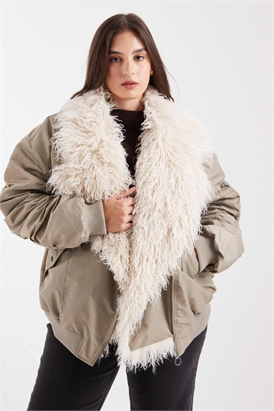 Куртка-парка ASOS DESIGN Curve MA1 с ворсистым искусственным мехом артикул 149144833