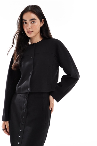Короткий пиджак Jaiden черного цвета артикул 149515351