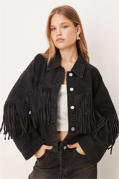 Джинсовая куртка премиум-класса с бахромой артикул 149622259