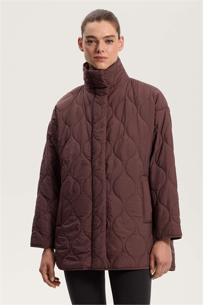 Легкая, водоотталкивающая куртка оверсайз с набивкой из аэрогеля fellex® красного цвета артикул 151479672