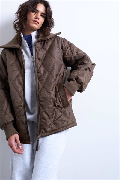 Куртка с воротником-стойкой и подкладкой шоколадного цвета артикул 142512606