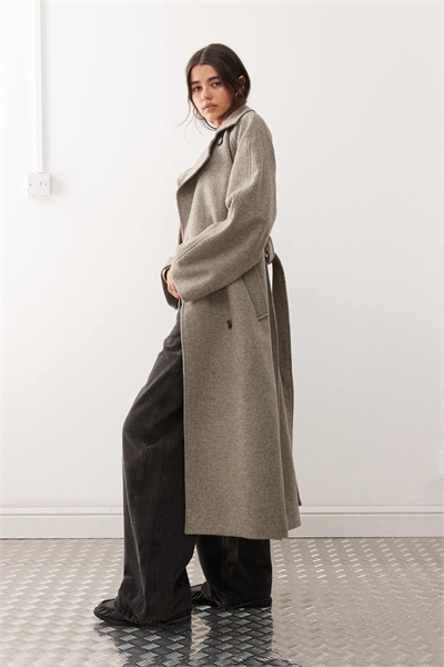 Пальто оверсайз из смешанной шерсти Kia с завязками на талии артикул 149514607