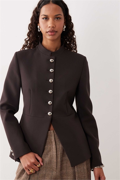 Универсальная куртка с высоким воротником артикул 153368021