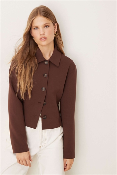 Приталенный пиджак с воротником артикул 150169916