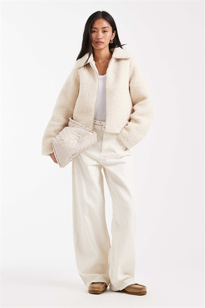 Короткая куртка в стиле борг артикул 149323292