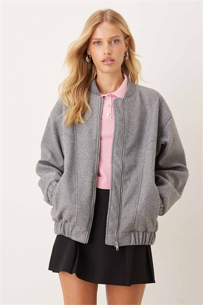 Бомбер свободного кроя артикул 148407891