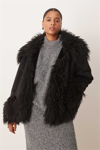 ASOS DESIGN Curve Черное пальто с меховой отделкой Penny Lane артикул 147973789