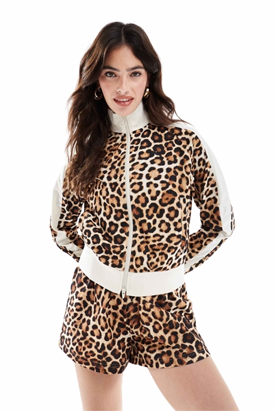 Спортивная куртка T7 с леопардовым принтом артикул 139731697