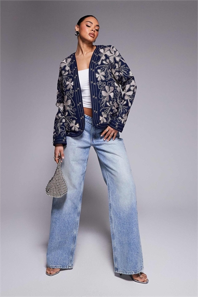 Домашний халат с цветочным принтом артикул 141528560