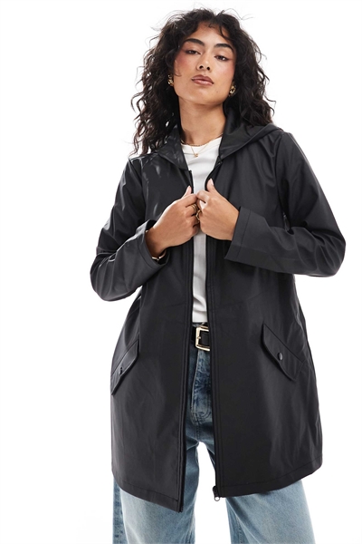 Дождевик с капюшоном черного цвета артикул 135931131