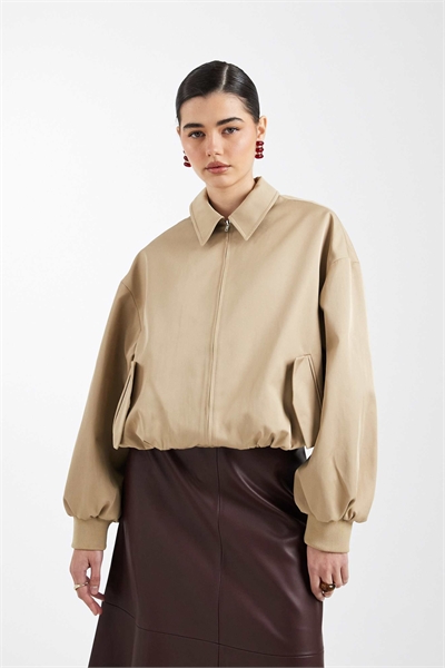 Бомбер свободного кроя артикул 153922058