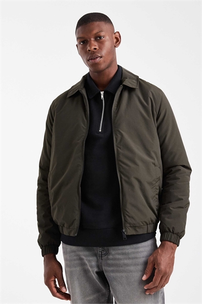 Короткая куртка с воротником и подкладкой, цвет хаки артикул 150346094