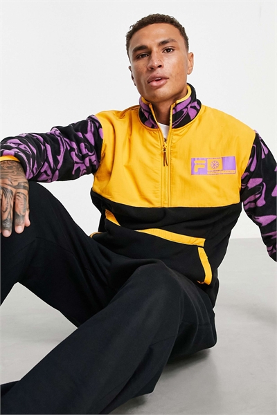 Флисовая кофта с полузастежкой-молнией и контрастными вставками артикул 109449555