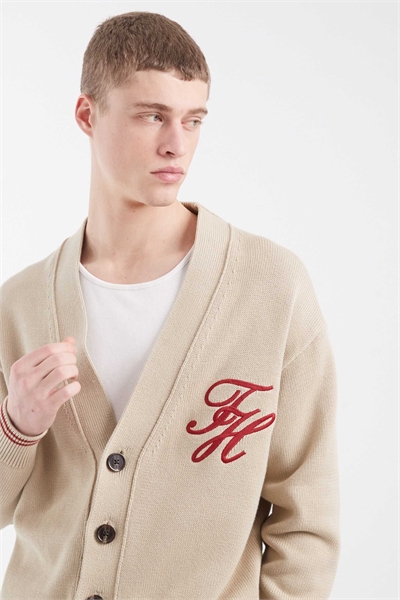 Кардиган из толстой вязки бежевого цвета артикул 154168289