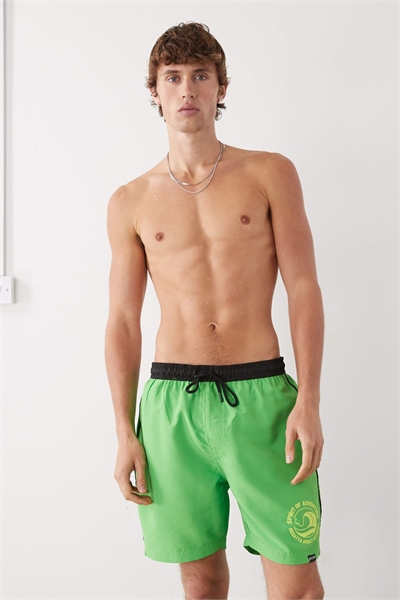 Плавательные шорты Bentham зеленого цвета артикул 151154335