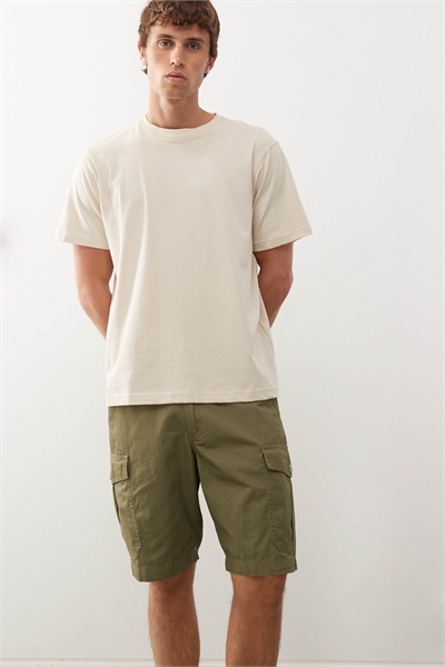 Вода в шортах зеленая. артикул 149640357