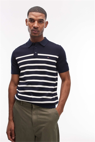 Вязаная рубашка-поло с темно-синими полосками артикул 154168314
