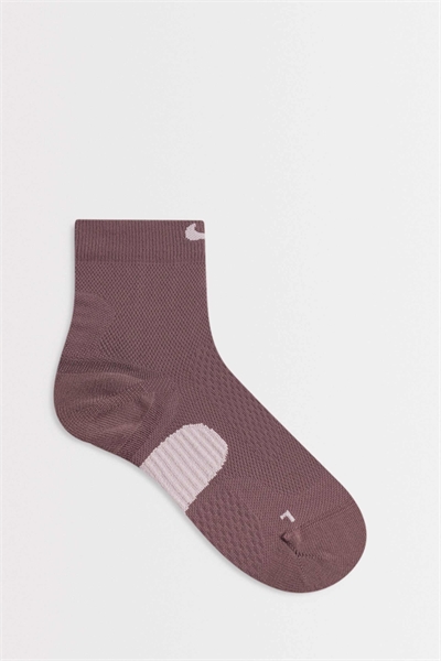 Беговые носки 1 пачка Swoosh Crew в коричневом цвете артикул 149966858