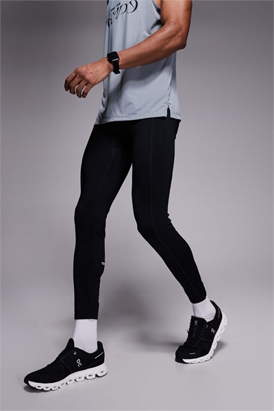 Активный базовый слой, быстросохнущие беговые лосины с светоотражающим рисунком черного цвета артикул 151257882