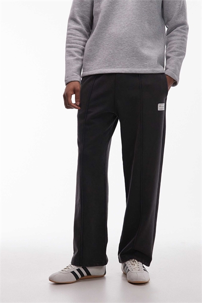 Джоггеры Tuff Ones с манжетами, черного цвета артикул 152226697