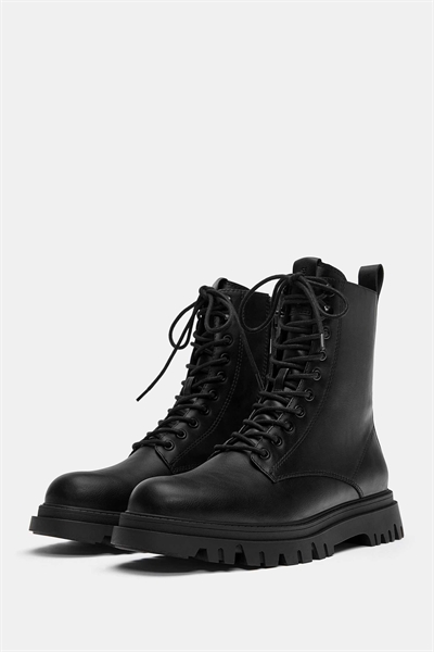 Ботинки на шнурках с подкладкой, черные артикул 154426413