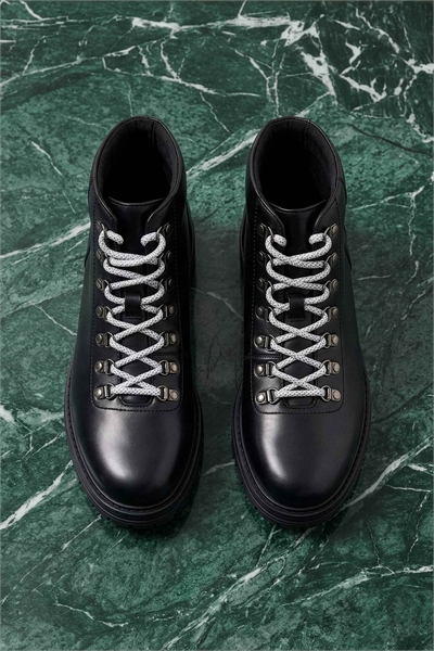 Походные ботинки на шнурках артикул 149043774