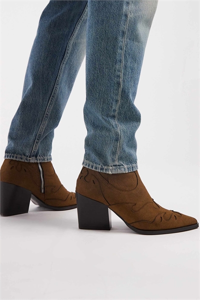 Ботинки в стиле «вестерн челси» артикул 148814881