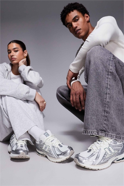 Кроссовки 1906 артикул 132724885