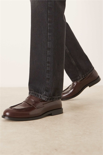 Незаменимые детали бренда Penny Loafer в коричневом цвете артикул 151415682