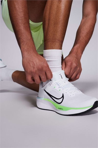 Тренеры Quest 6 артикул 149964845