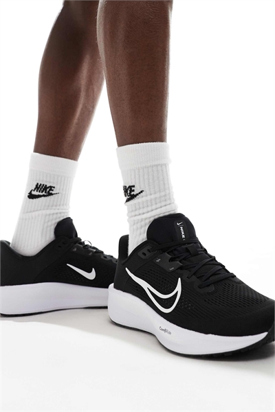 Тренеры Quest 6 артикул 135738405