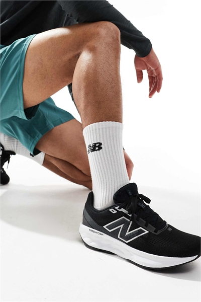 520 пар кроссовок для бега артикул 137697421