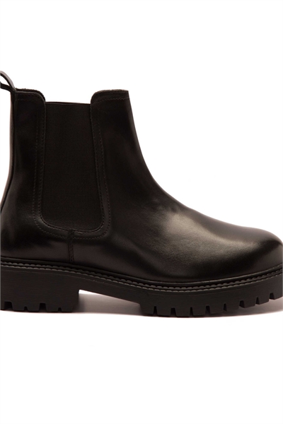 Ботинки-челси OZZY из чёрной кожи на высоком каблуке артикул 141225493