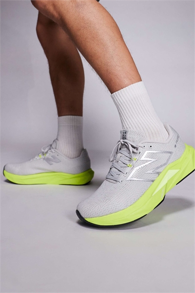 Кроссовки Fuelcell Propel для бега артикул 150234458