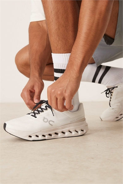 Кроссовки для бега ON Cloudsurfer Next артикул 143963732